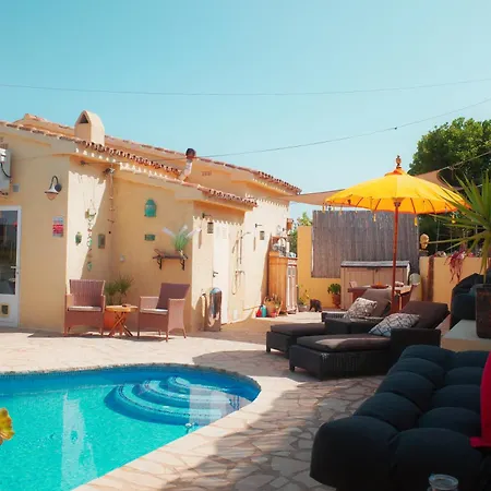 Bed and breakfast Little Bali Jávea