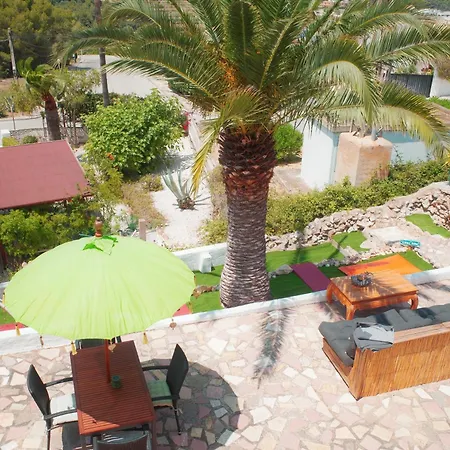 Little Bali Bed & Breakfast